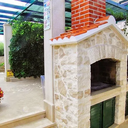 Gracija Povlja (Brac)